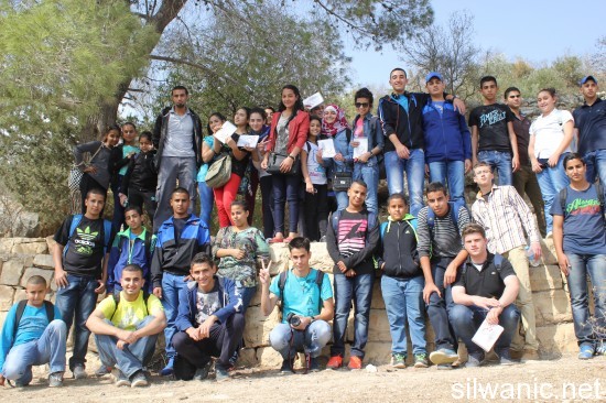 احنا هون يا بلد