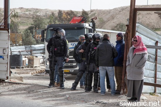 هدم مصادرة معمل حجر طور (2)