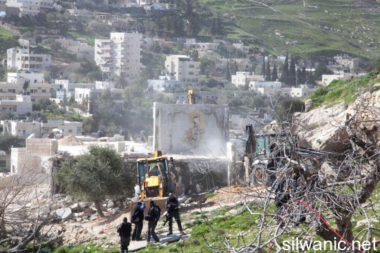 هدم عباسي سلوان 10-02-2015 (5)