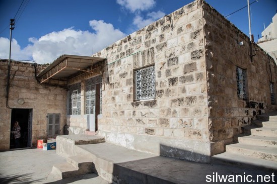 11668080_10204706343475462_442654996_n - Copy