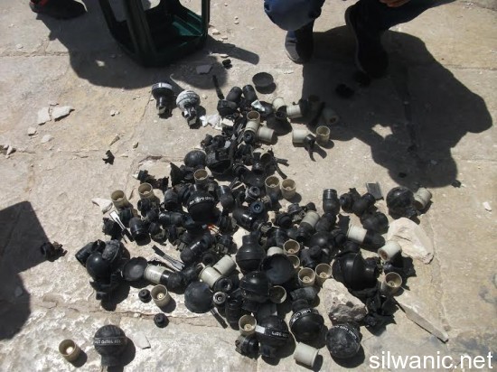 قنابل صوتية